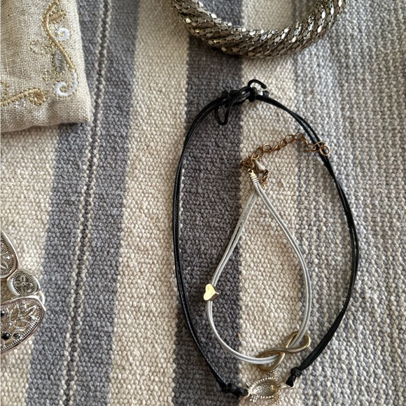 Bangle and Bracelet Collection 🎄 - Picture 4 of 5